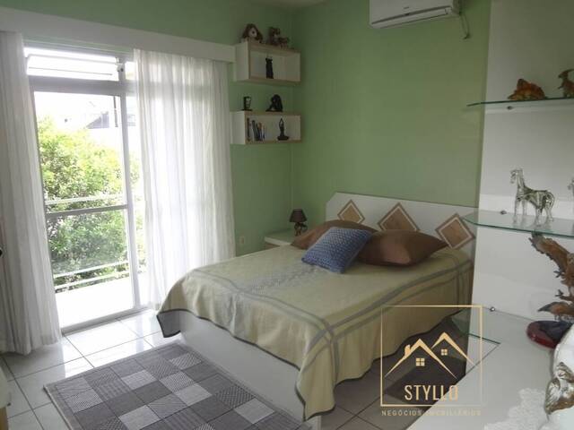Casa para Venda em São José - 3