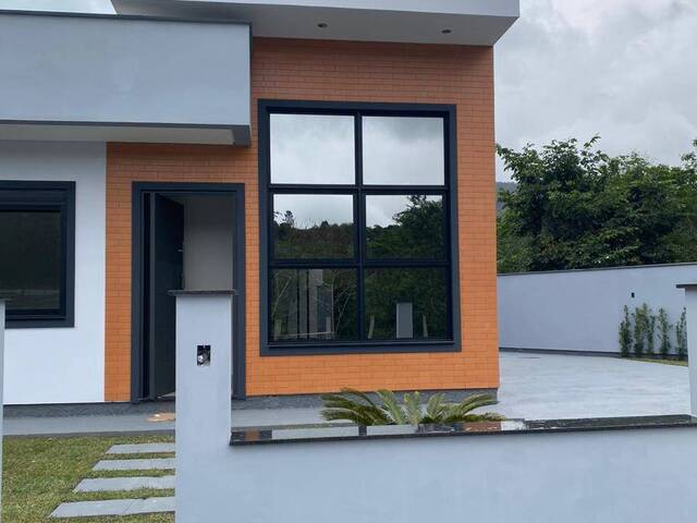 Casa para Venda em São José - 3