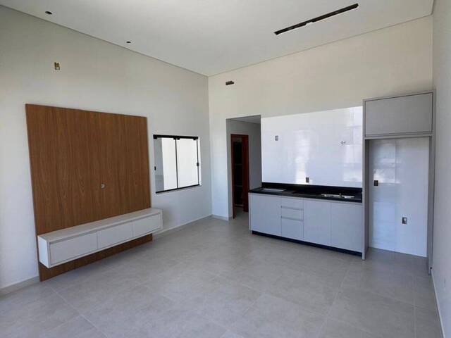 Casa para Venda em São José - 5