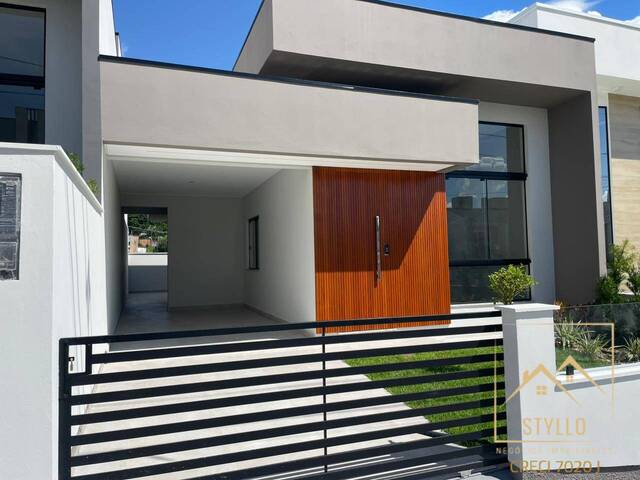 #963 - Casa para Venda em São José - SC - 2