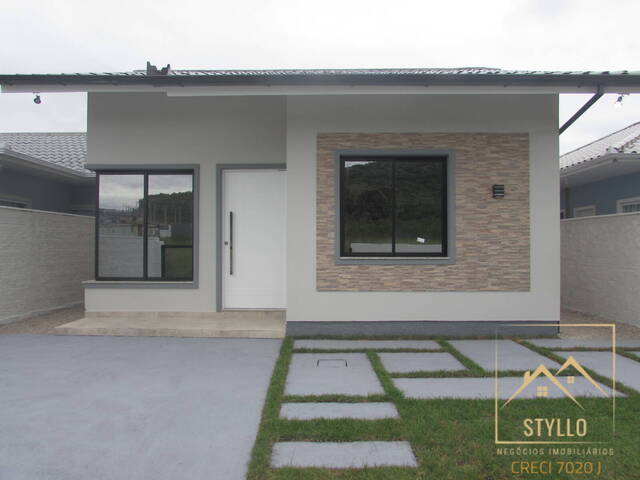 #955 - Casa para Venda em São José - SC - 2