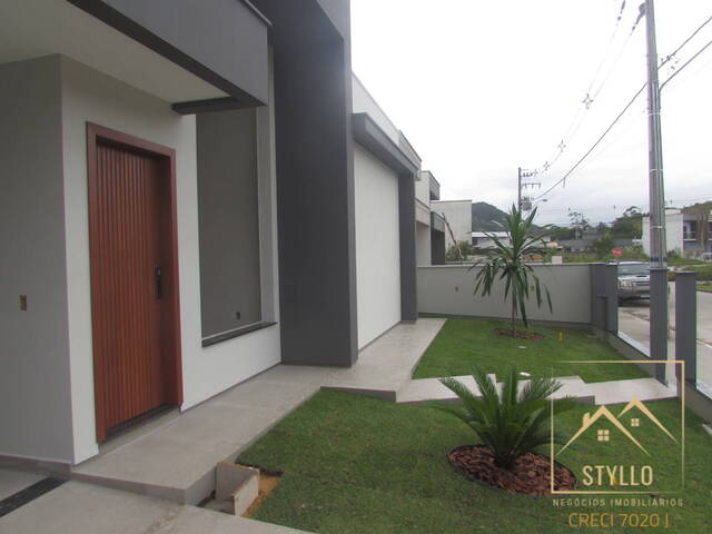 Casa para Venda em São José - 4
