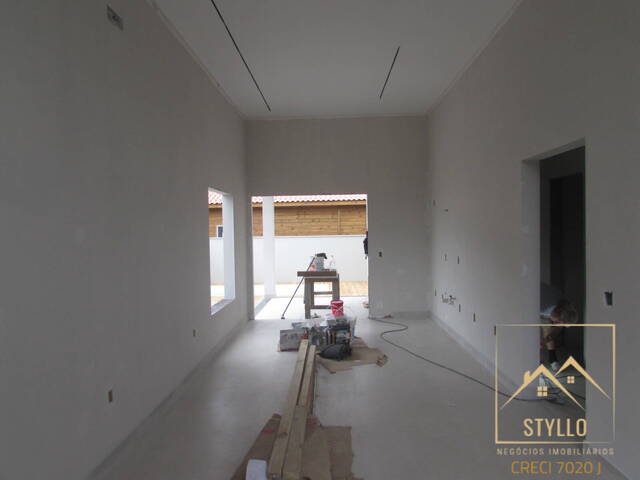 Casa para Venda em São José - 5