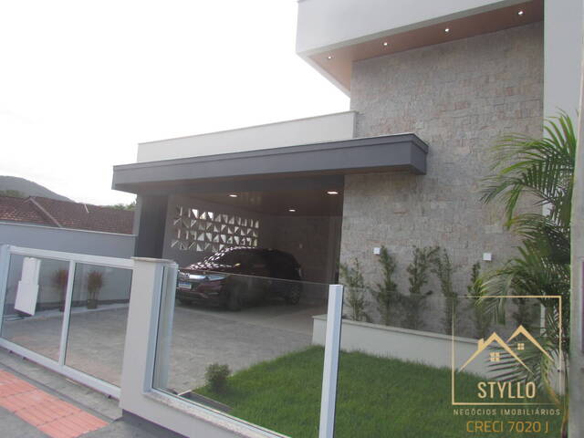 #859 - Casa para Venda em São José - SC - 2