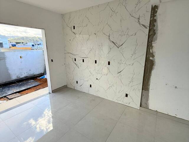Sobrado para Venda em Palhoça - 5