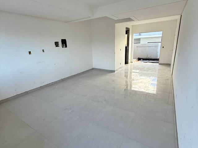 Sobrado para Venda em Palhoça - 4