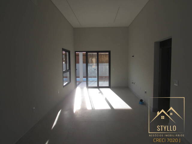 Casa para Venda em São José - 5