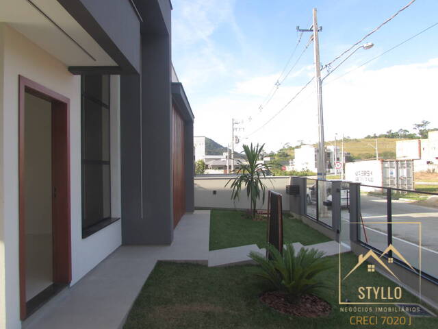 Casa para Venda em São José - 4