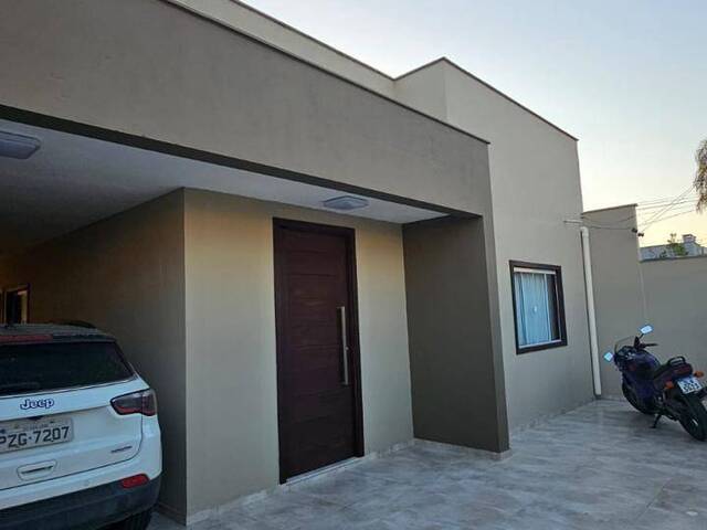 #1073 - Casa para Venda em São José - SC - 1