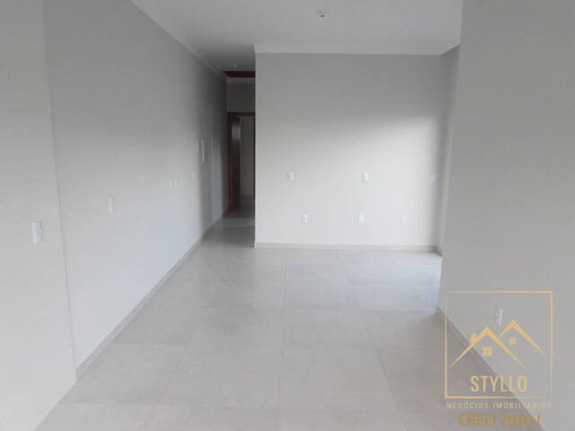 Casa para Venda em São José - 4