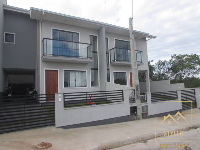 #1096 - Sobrado para Venda em São José - SC - 1