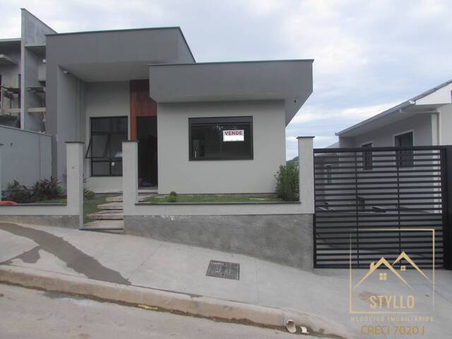 #1097 - Casa para Venda em São José - SC - 2