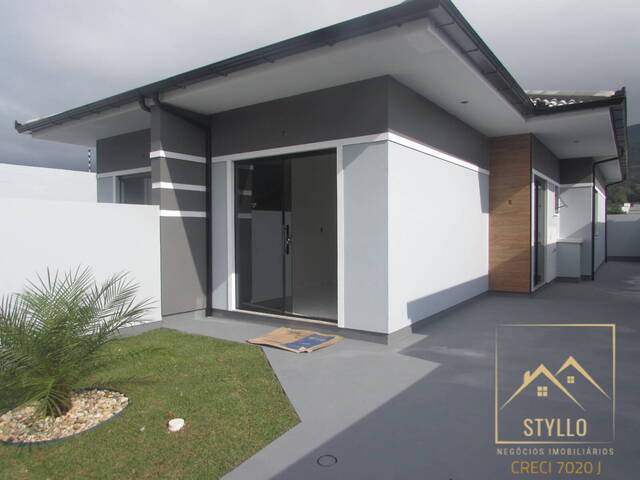 Casa para Venda em São José - 5
