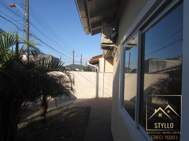 Casa para Venda em São José - 4