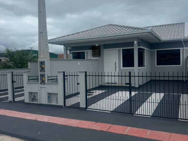 #1127 - Casa para Venda em Palhoça - SC - 2