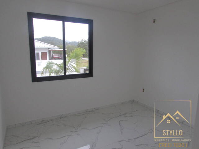 Casa para Venda em São José - 5