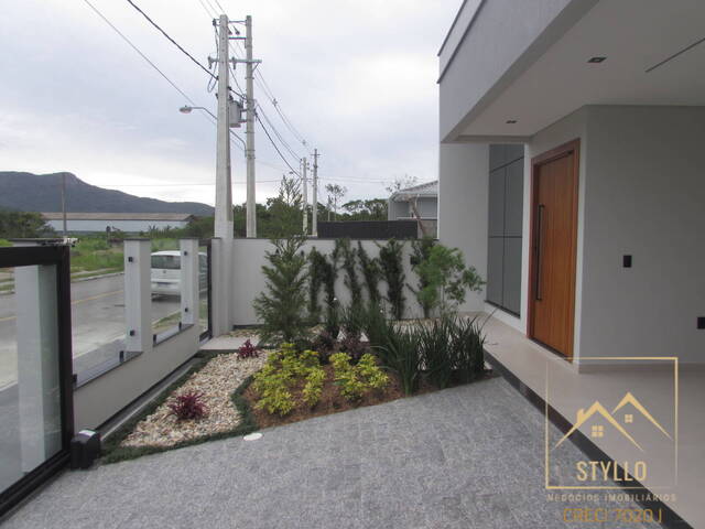 Casa para Venda em São José - 4