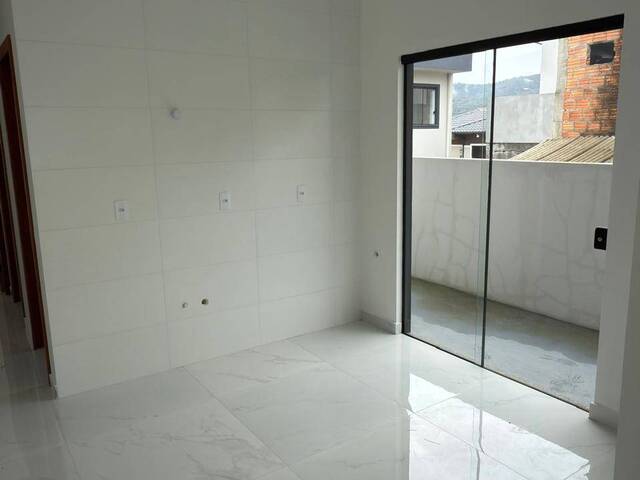 Casa para Venda em São José - 5