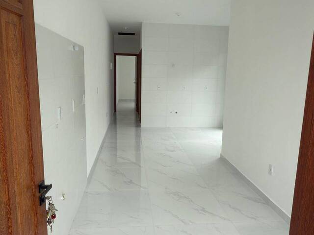 #1031 - Casa para Venda em São José - SC - 3