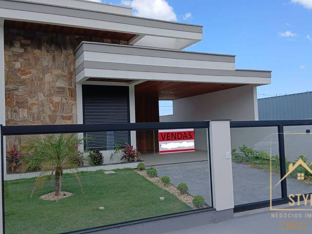 #1182 - Casa para Venda em São José - SC - 2