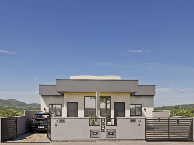 #1202 - Casa para Venda em São José - SC - 3