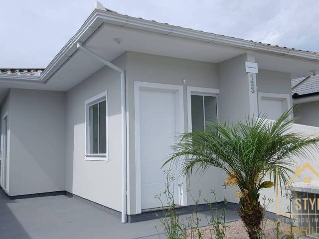 #1218 - Casa para Venda em São José - SC - 2