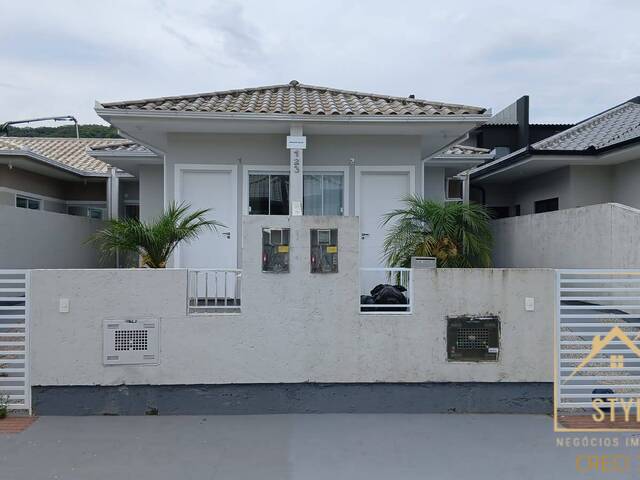 #1218 - Casa para Venda em São José - SC - 1