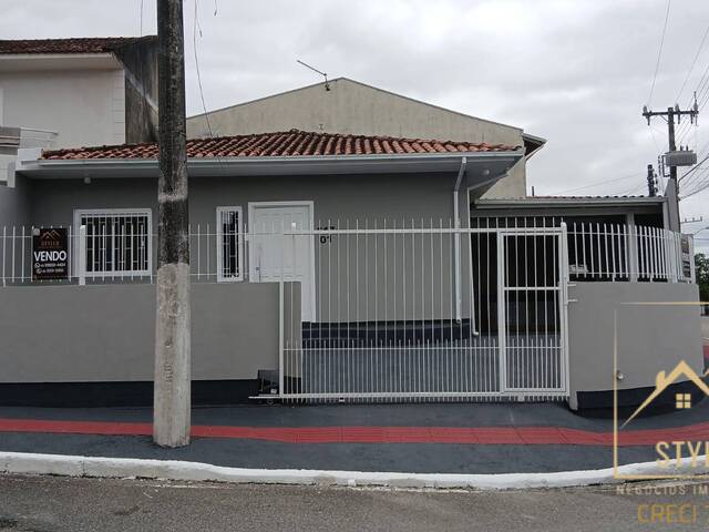#1223 - Casa para Venda em São José - SC - 1