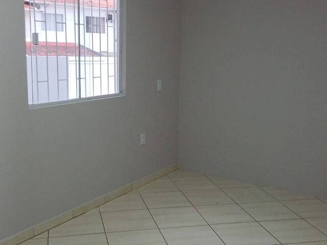 #1223 - Casa para Venda em São José - SC - 3