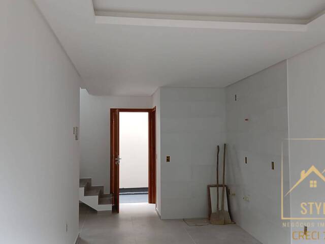 Sobrado para Venda em São José - 4