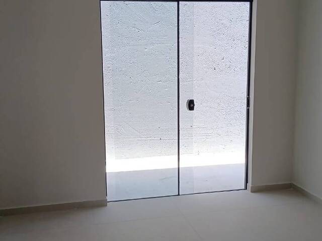 Casa para Venda em São José - 4