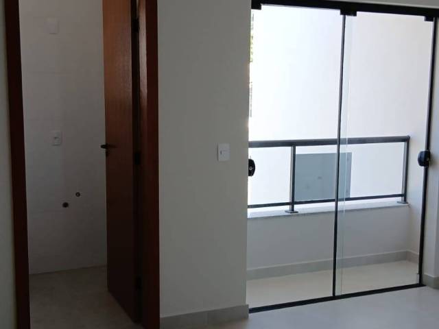 Sobrado para Venda em São José - 5