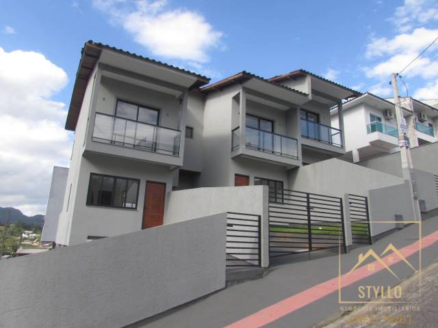 #1251 - Sobrado para Venda em Palhoça - SC - 2