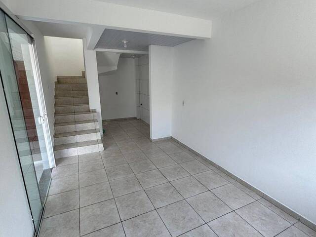 Casa para Venda em São José - 4