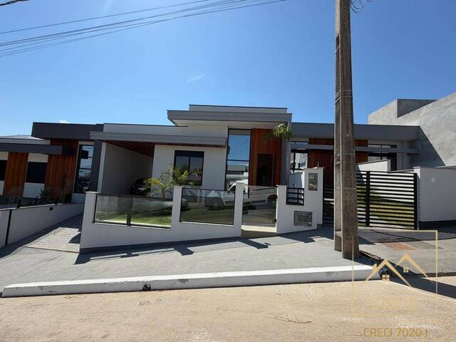 Casa para Venda em São José - 4