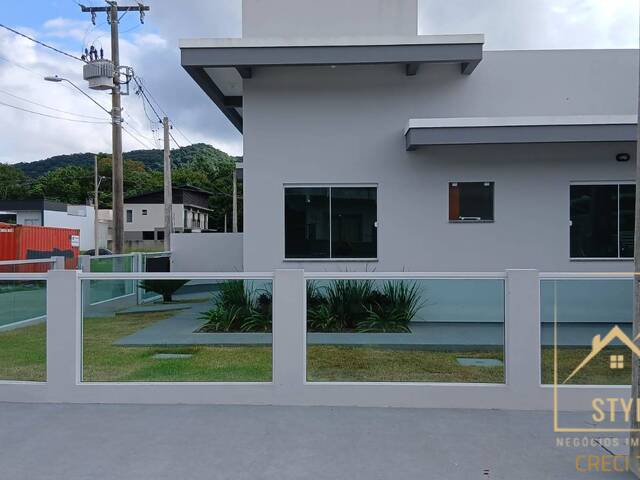 #1317 - Casa para Venda em São José - SC - 3