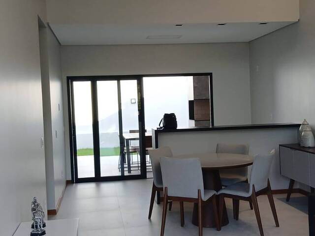 Casa para Venda em São José - 4