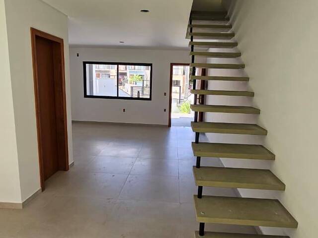 #1334 - Sobrado para Venda em São José - SC - 3