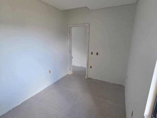 Casa para Venda em São José - 5