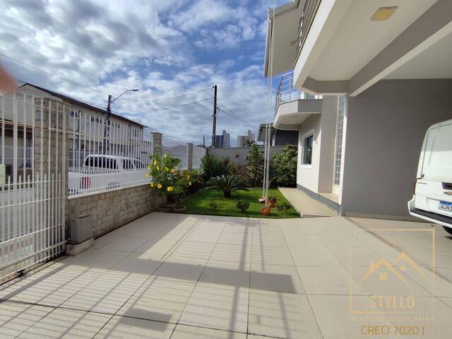 #1342 - Casa para Venda em São José - SC - 3