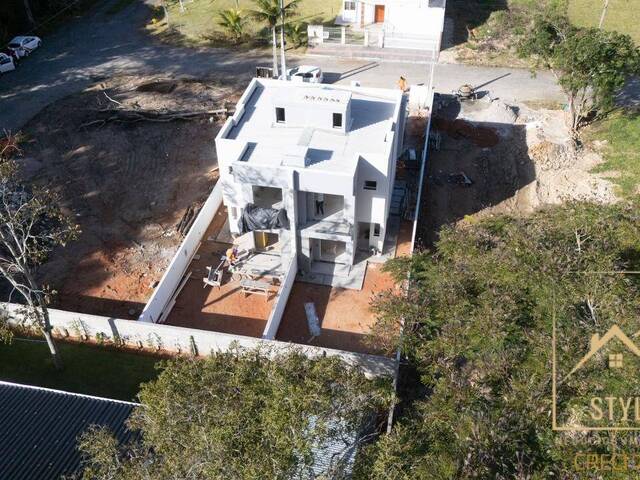 Sobrado para Venda em Palhoça - 4