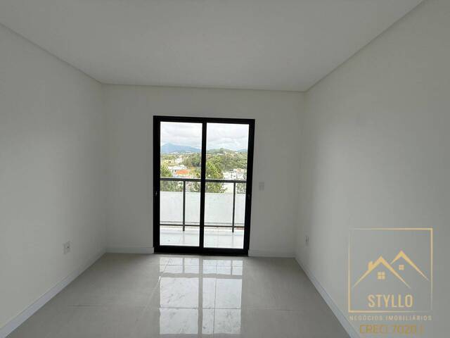 Casa para Venda em São José - 5