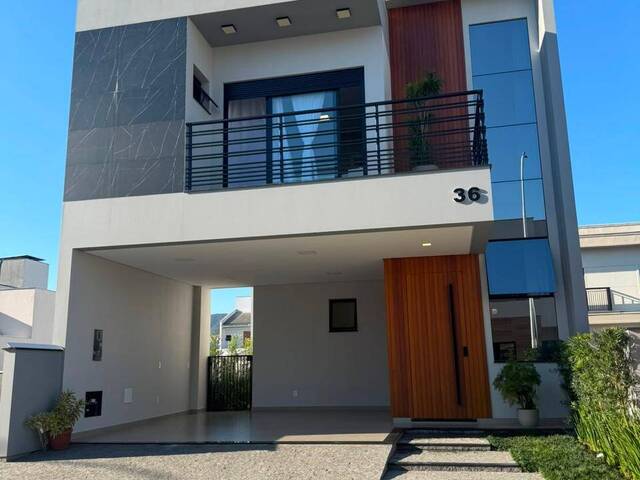 #1430 - Casa para Venda em Biguaçu - SC - 1