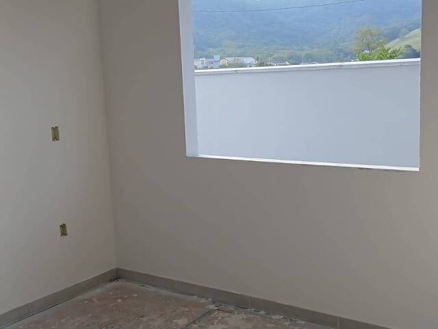 Casa para Venda em São José - 5