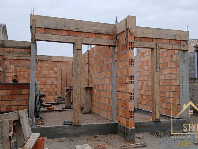 Casa para Venda em São José - 4