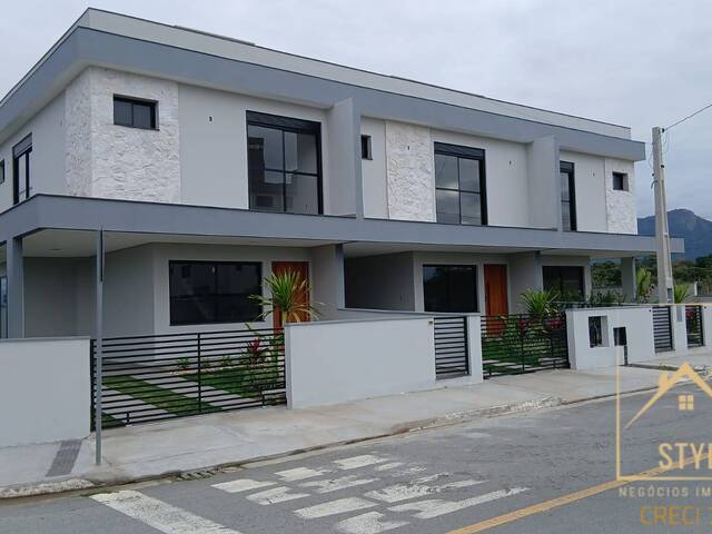 #1447 - Sobrado para Venda em São José - SC - 3