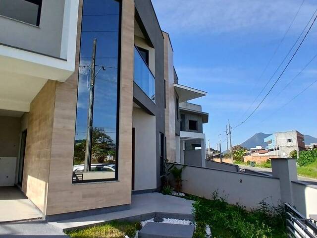 #1451 - Casa para Venda em Palhoça - SC - 2
