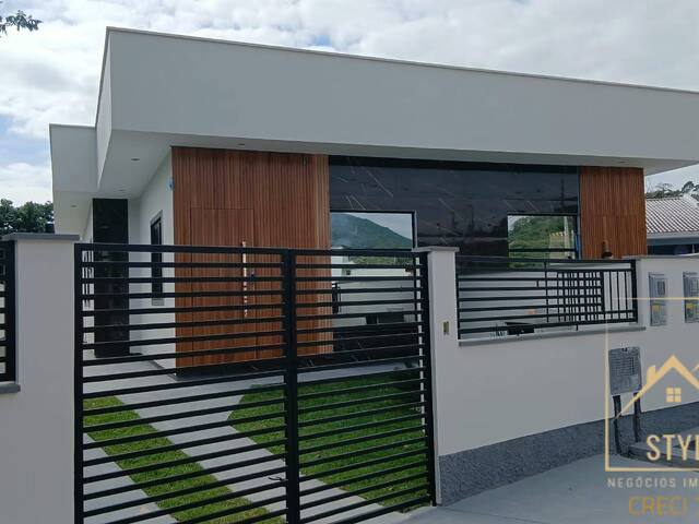 #1337 - Casa para Venda em São José - SC - 2