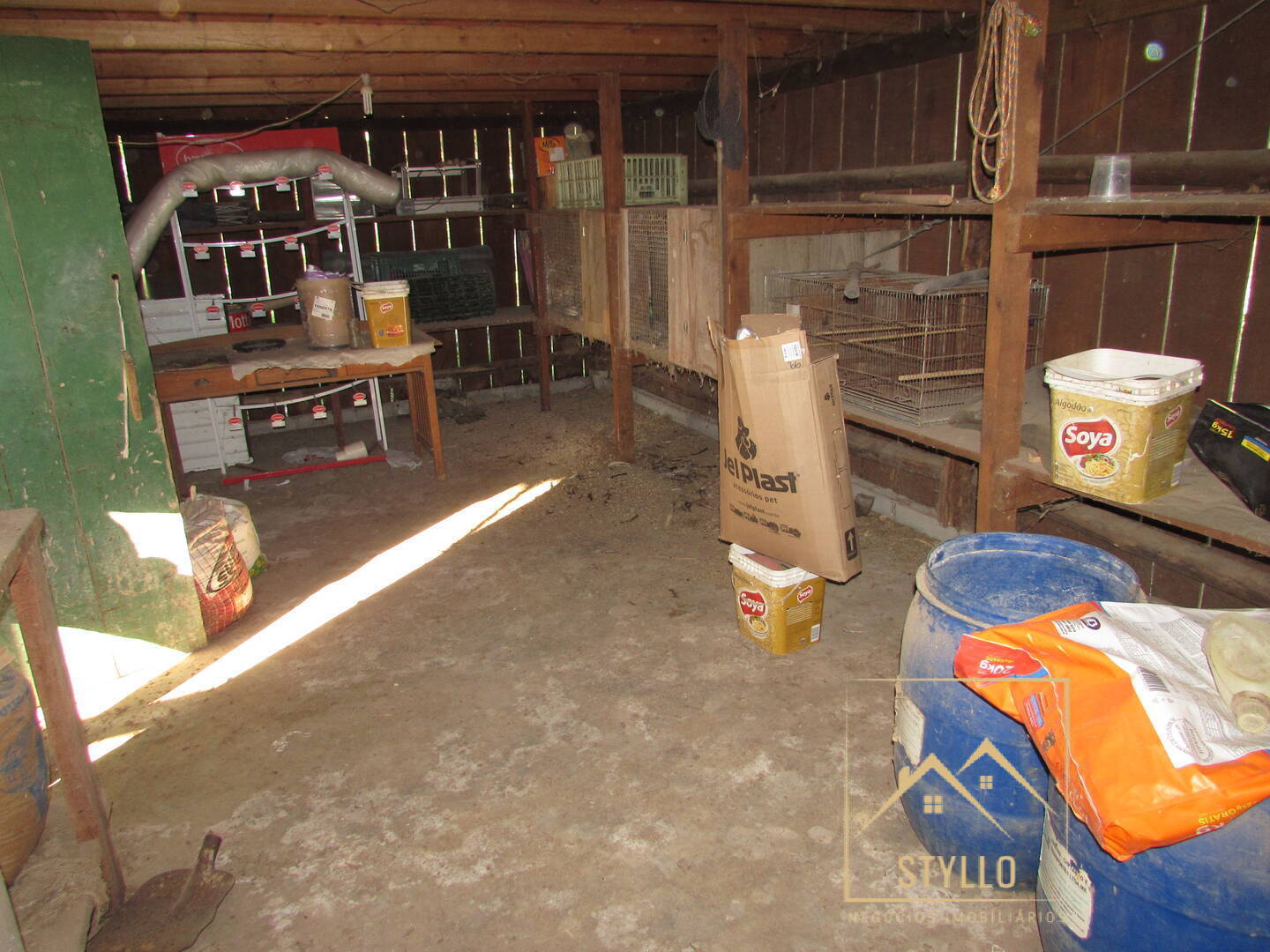Sítio à venda com 3 quartos, 240m² - Foto 23