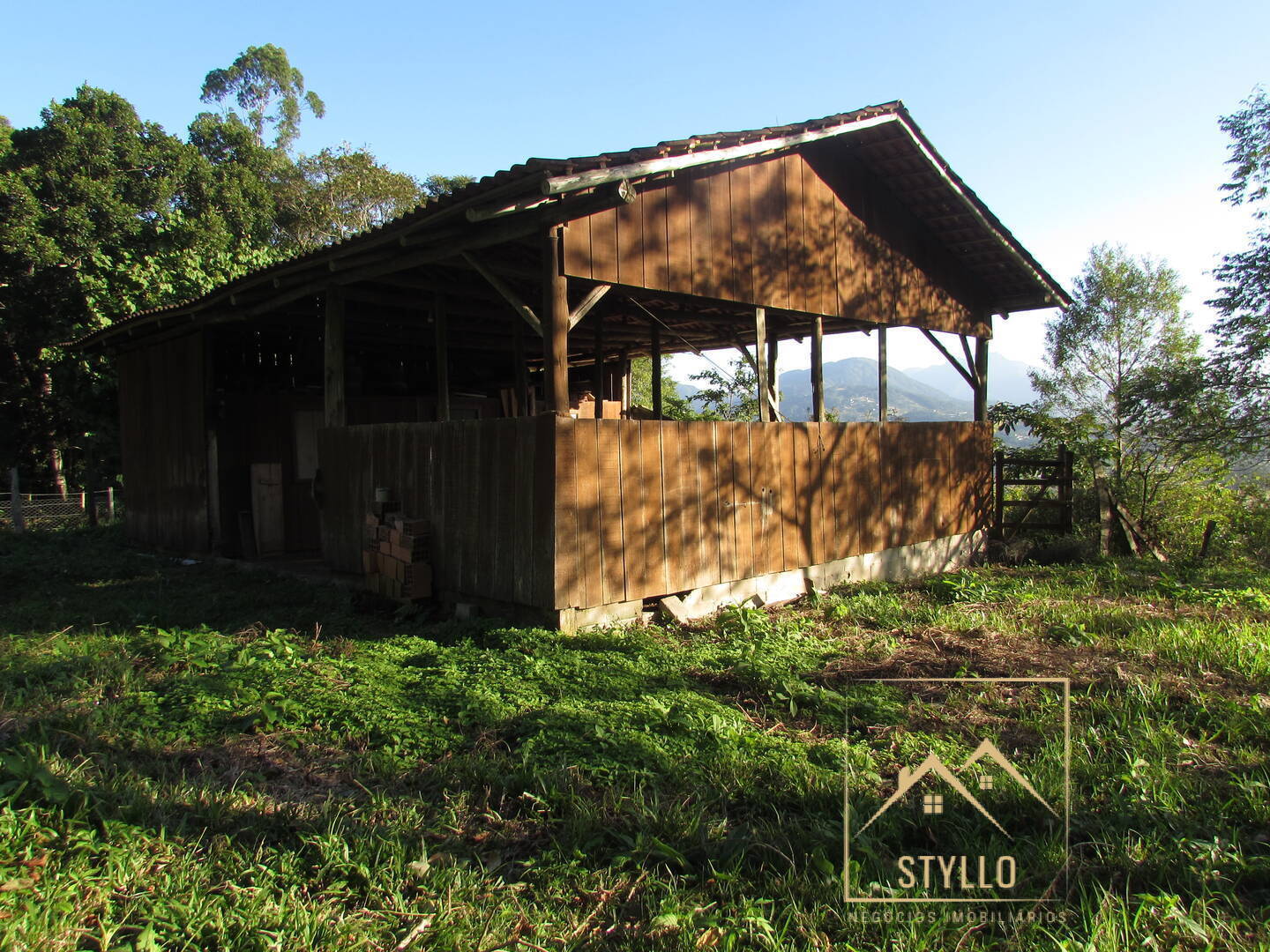Sítio à venda com 3 quartos, 240m² - Foto 24